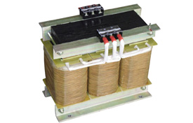 “人體觸摸控制變壓器會(huì)被電嗎?”相信大家對(duì)這個(gè)話題都比較關(guān)注吧！那人體觸摸到控制變壓器到底會(huì)不會(huì)觸電呢？這個(gè)可不是一句話就說的清楚地哦，詳情旗正告訴你如下：